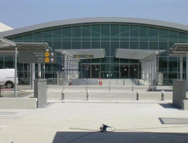 Κύπρος: Έληξε ο συναγερμός στην αίθουσα αναχωρήσεων του Αεροδρομίου Λάρνακας (upd)